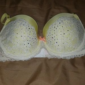 Victoria's Secret Fashion Bra